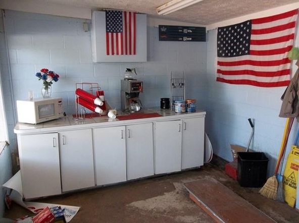 4083 Us 80, Phenix City, AL 36870